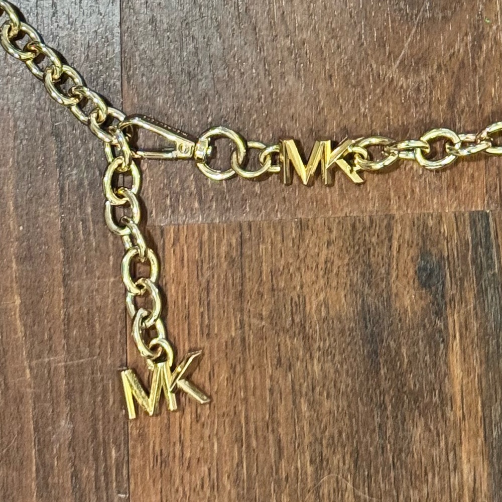 Michael Kors Gold Classic Link waist belt - Picture 2 of 3